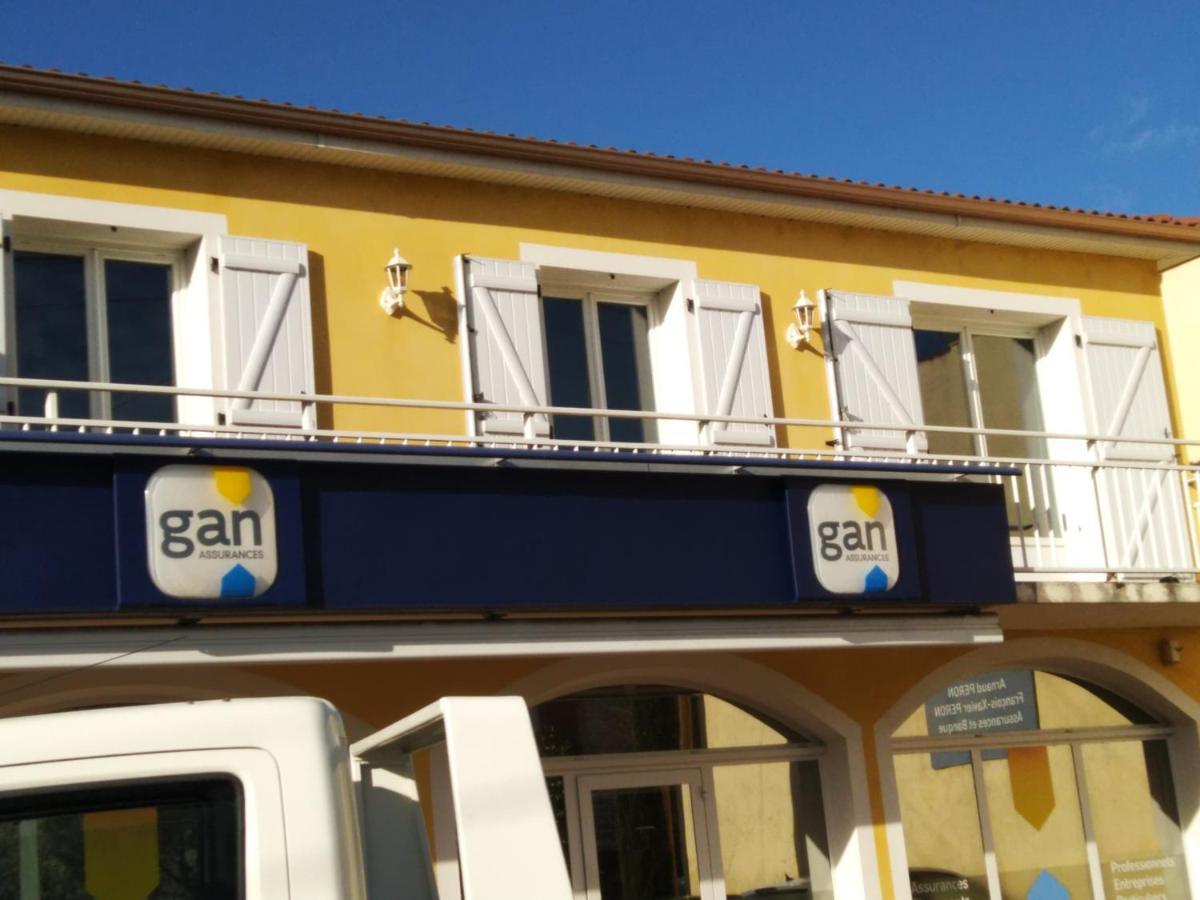 Logis Saint Austremoine Apartment Issoire Luaran gambar