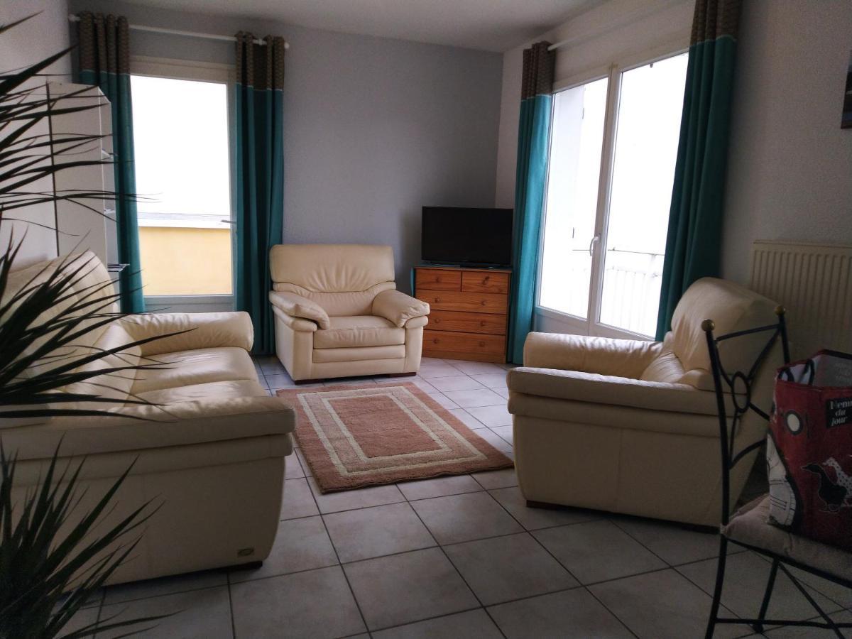 Logis Saint Austremoine Apartment Issoire Luaran gambar